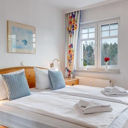 Grosse Schoene 3 Zimmer Ferienwohnung - 100 Qm - In Strandnaehe Fuer 6 Personen!! Heringsdorf  Buitenkant foto
