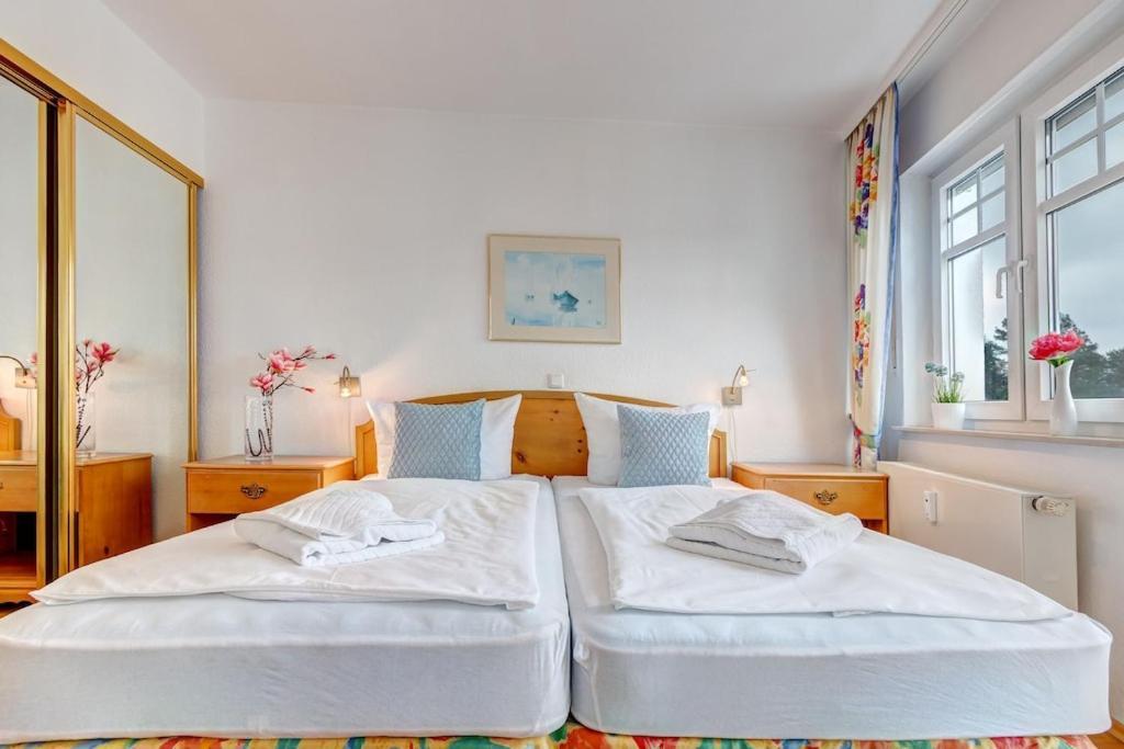 Grosse Schoene 3 Zimmer Ferienwohnung - 100 Qm - In Strandnaehe Fuer 6 Personen!! Heringsdorf  Buitenkant foto