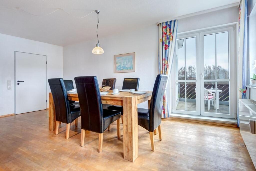 Grosse Schoene 3 Zimmer Ferienwohnung - 100 Qm - In Strandnaehe Fuer 6 Personen!! Heringsdorf  Buitenkant foto